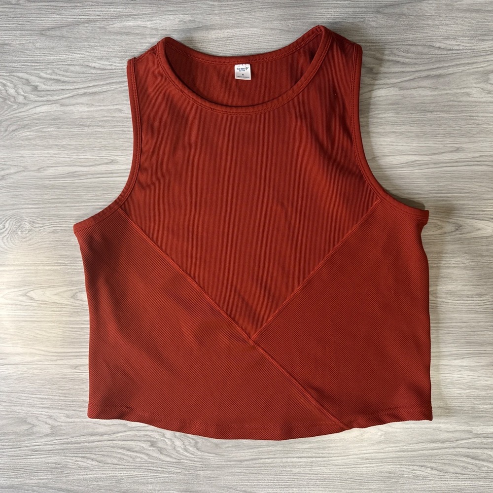 Old Navy Active Cropped Tank